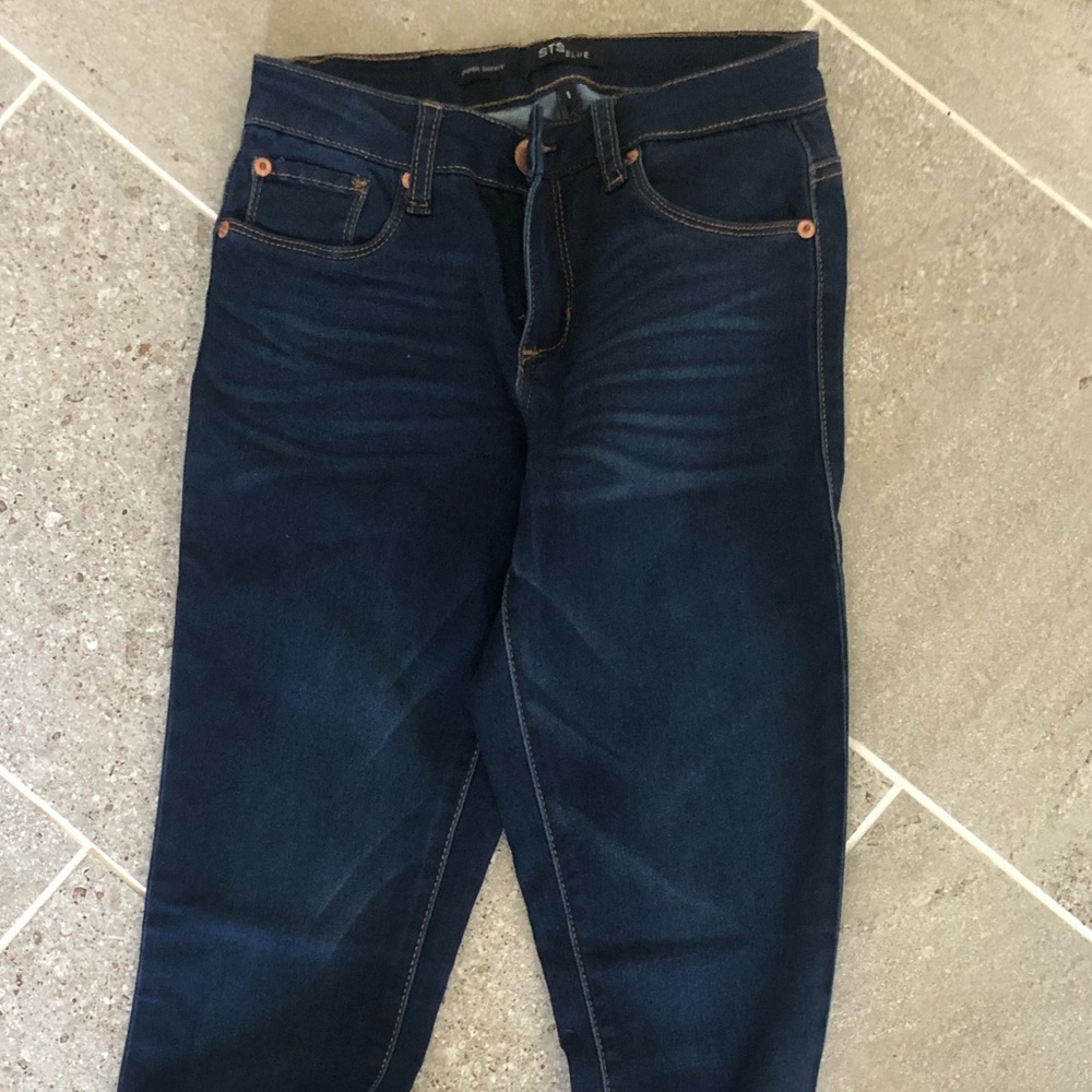 Skinny jeans